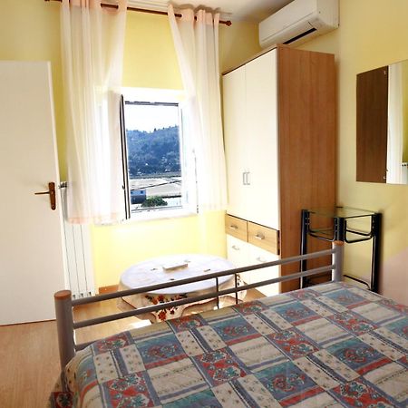 Dino Studio And Room Apartments Portorose Esterno foto