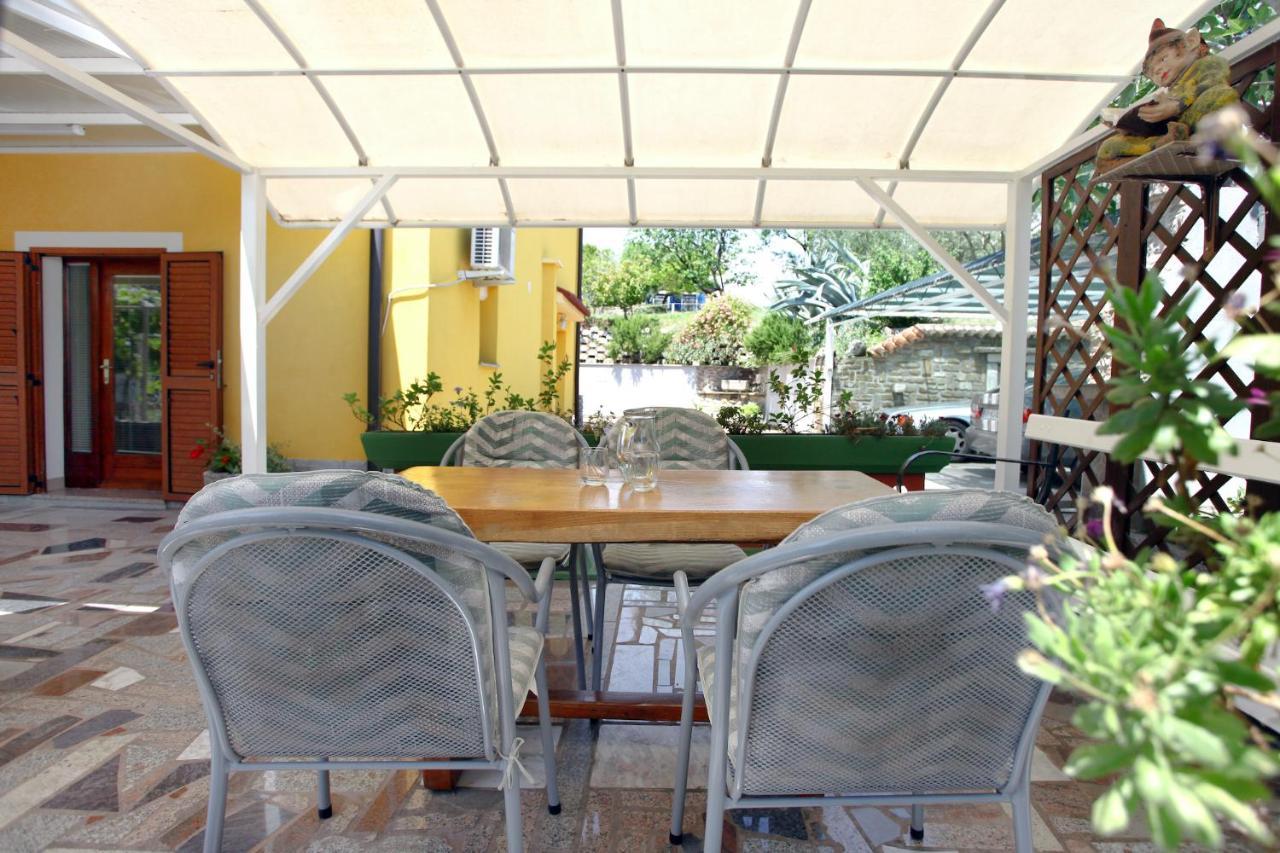 Dino Studio And Room Apartments Portorose Esterno foto