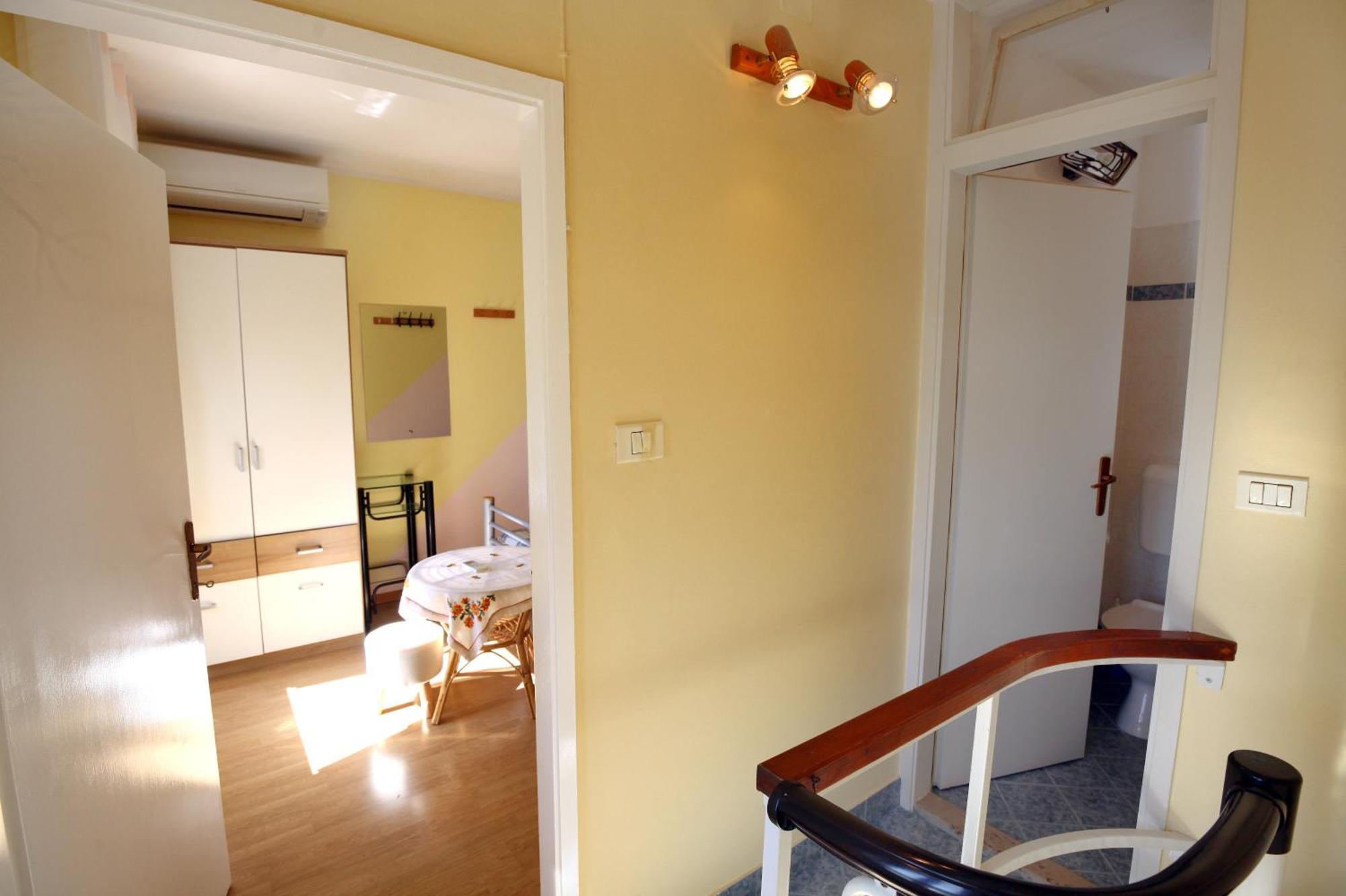 Dino Studio And Room Apartments Portorose Esterno foto